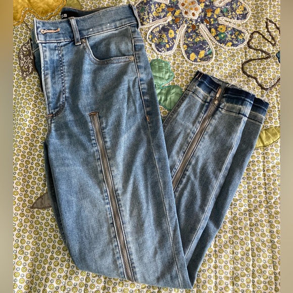 Express Denim - Express Unique Zipper Jeans 2S